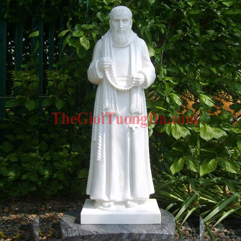 The Padre Pio Statue