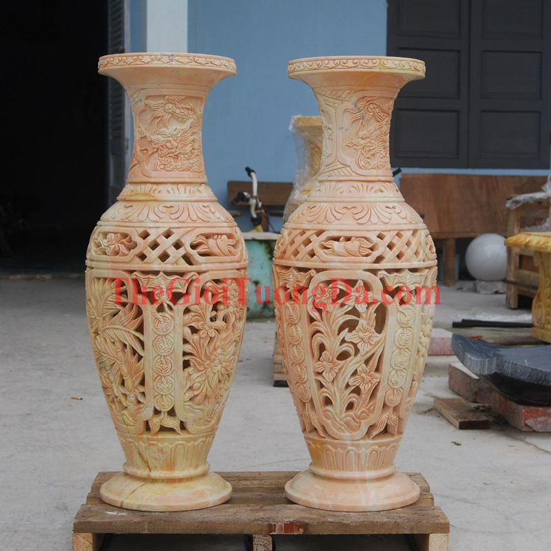 The Vase Sculpture