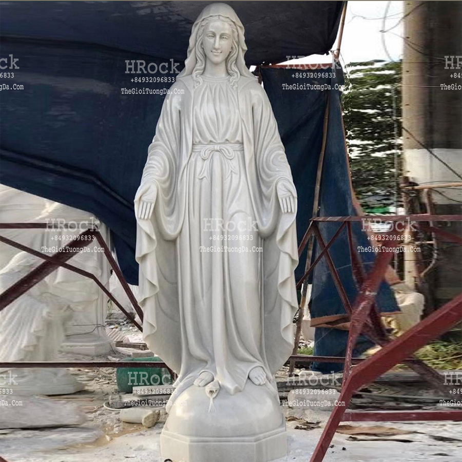 The White Marble  Statue of Virgin Lady